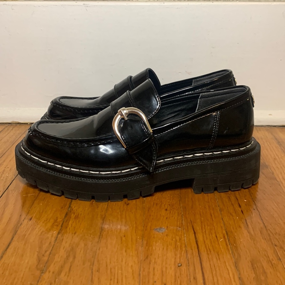 Everly Lug Sole Loafer Black